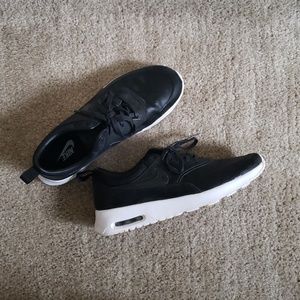 Nike air max thea
